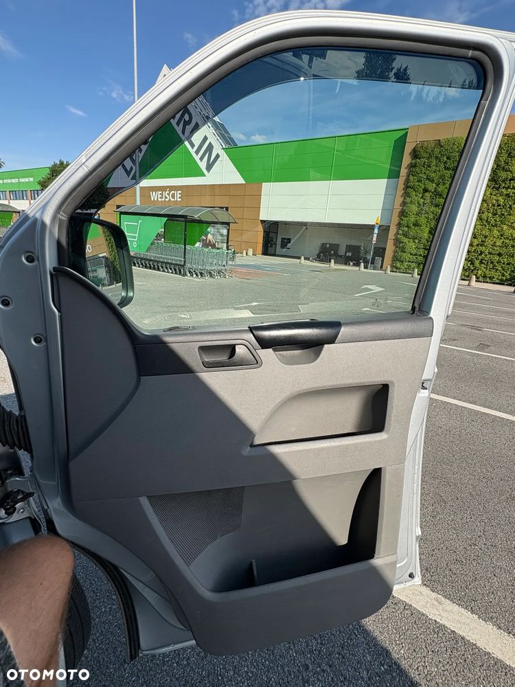 Volkswagen Caravelle L1 - 21