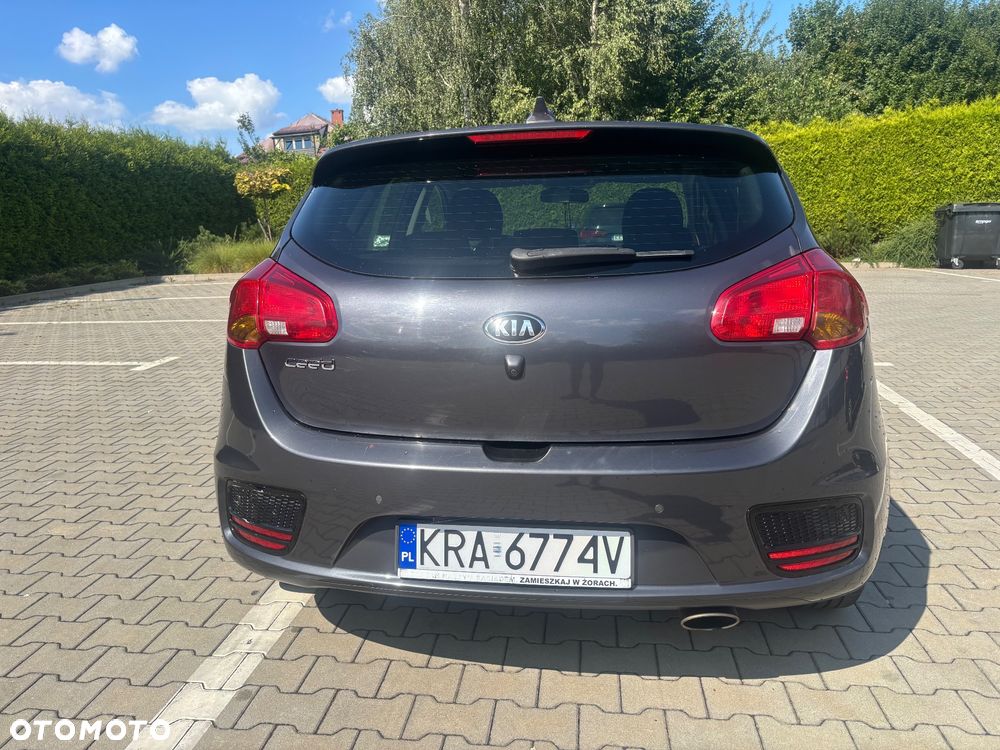 Kia Ceed - 5