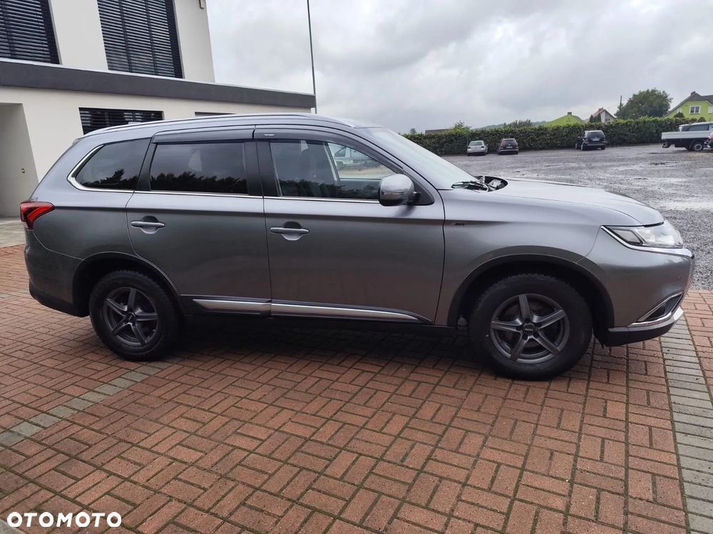 Mitsubishi Outlander 2.0 2WD CVT Edition - 9