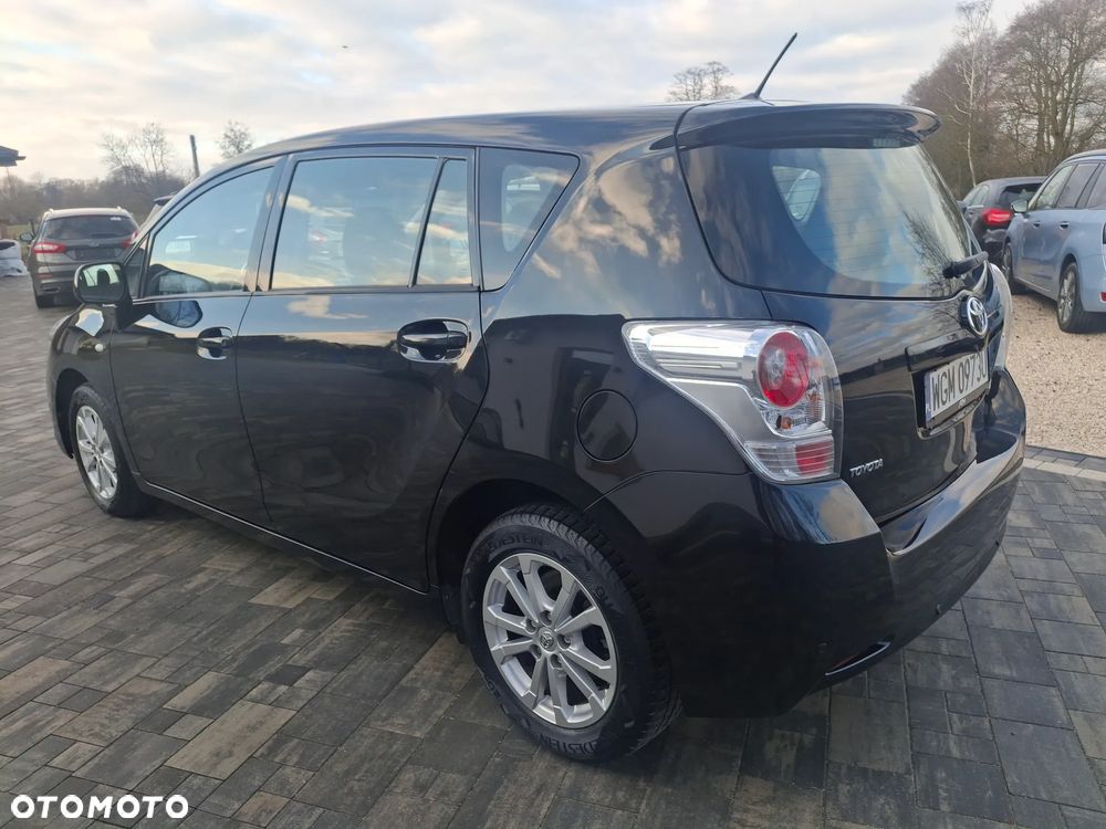 Toyota Verso 1.8 Edition - 5