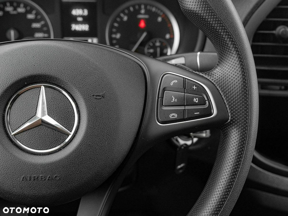 Mercedes-Benz Vito - 15