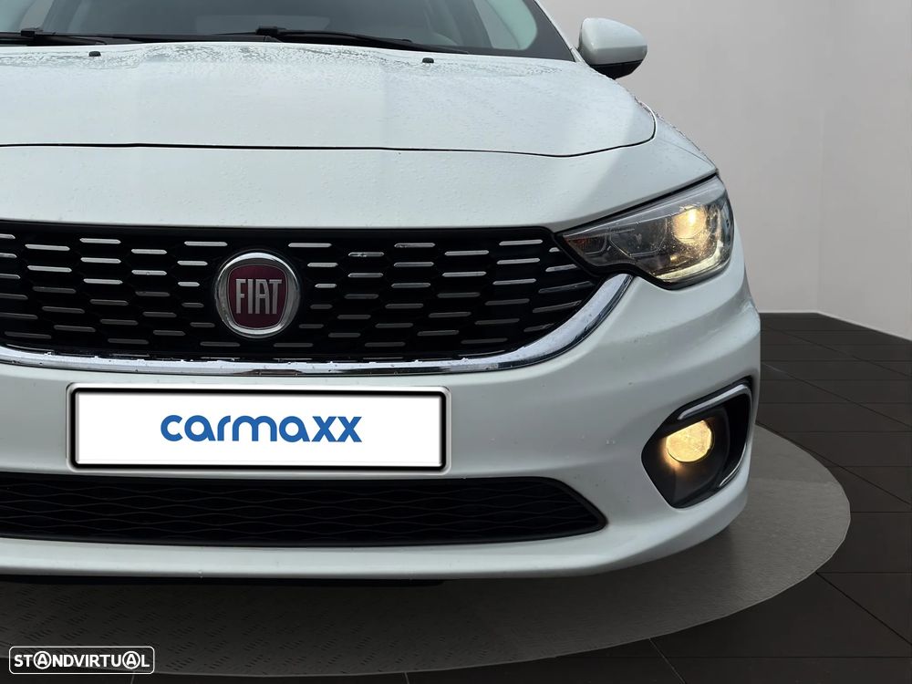 Fiat Tipo Station Wagon 1.3 M-Jet Lounge - 21