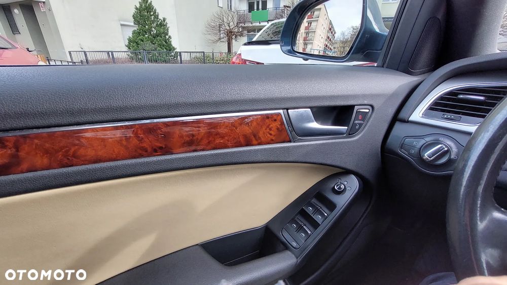 Audi A4 Avant 2.0 TDI e DPF Ambiente - 13