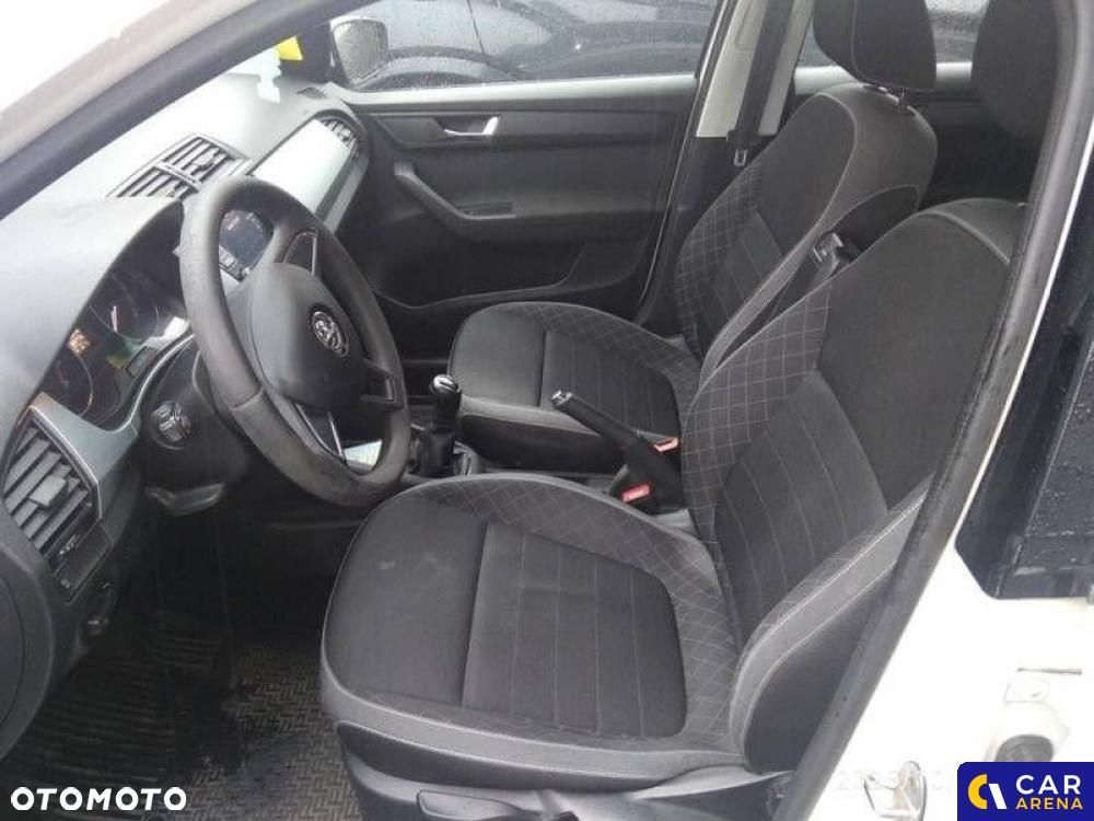 Skoda Fabia - 17