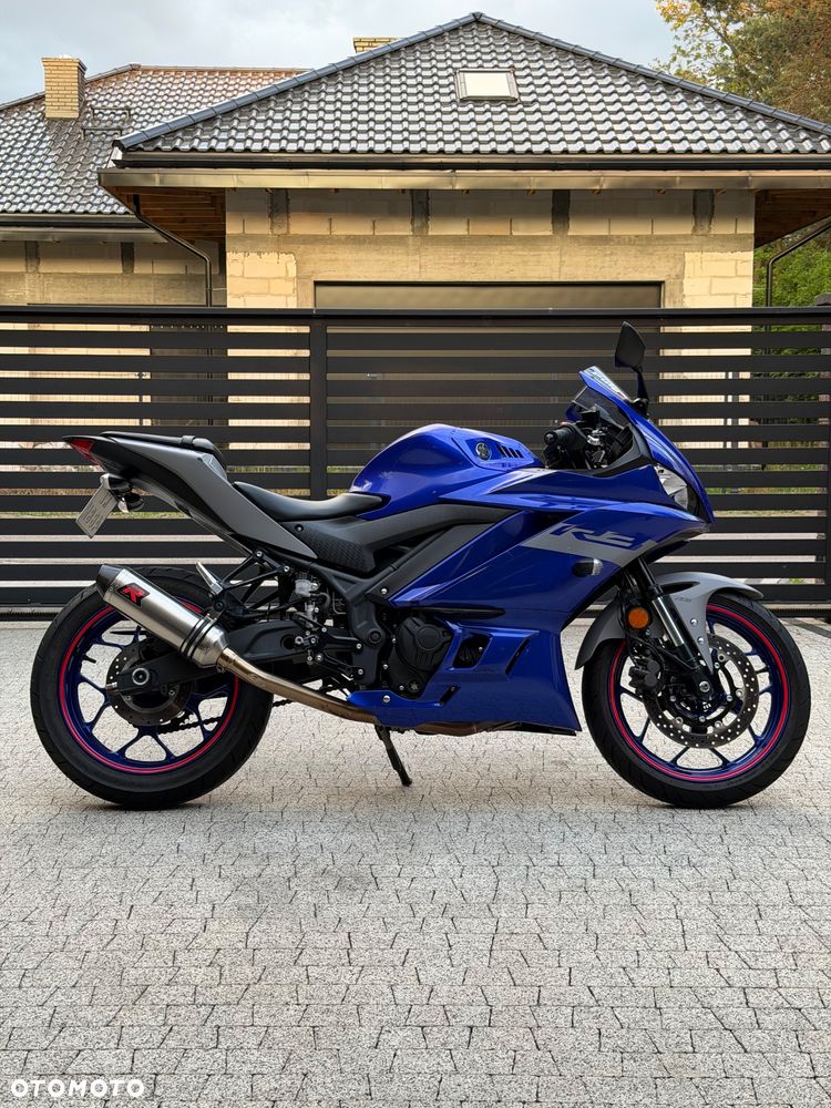 Yamaha R3 - 3
