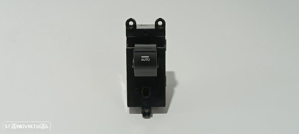 COMANDO DO ELEVADOR FRENTE DIREITO HYUNDAI I40 COMFORT - 1