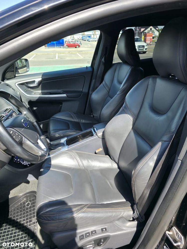 Volvo XC 60 D4 Geartronic Summum - 12