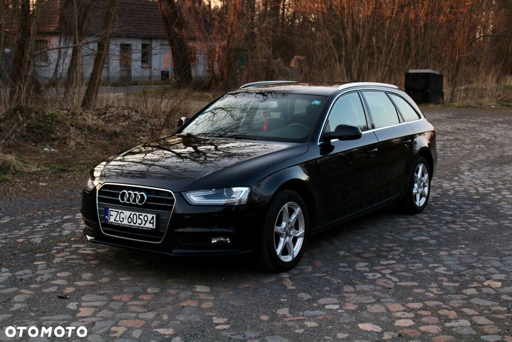 Audi A4 Avant 2.0 TDI DPF Attraction - 1
