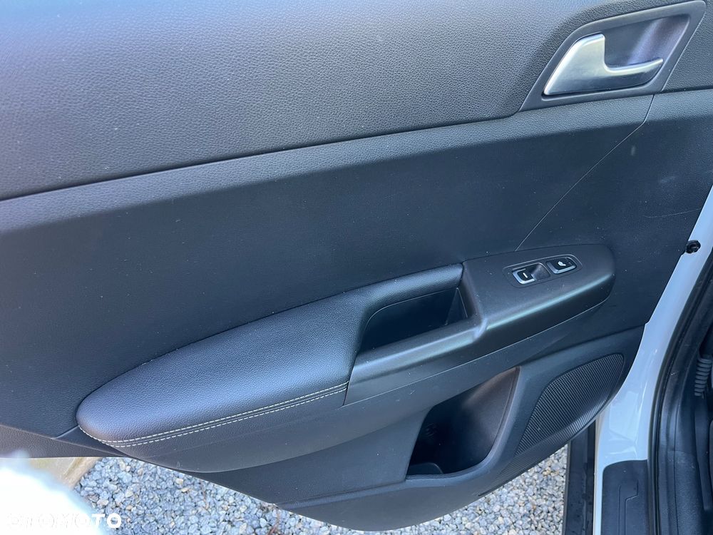 Kia Sportage 1.6 T-GDI Business Line 4WD - 25