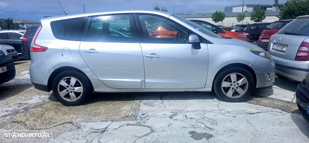Renault Grand Scénic 1.5 dCi Bose Edition 7L - 2