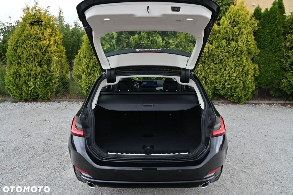 BMW Seria 3 - 32