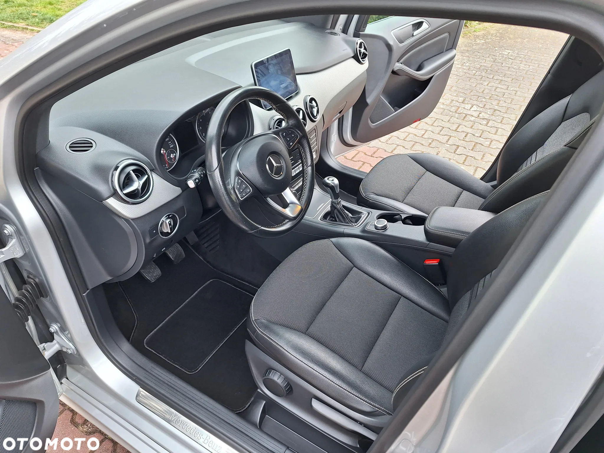 Mercedes-Benz Klasa B 200 Urban - 10