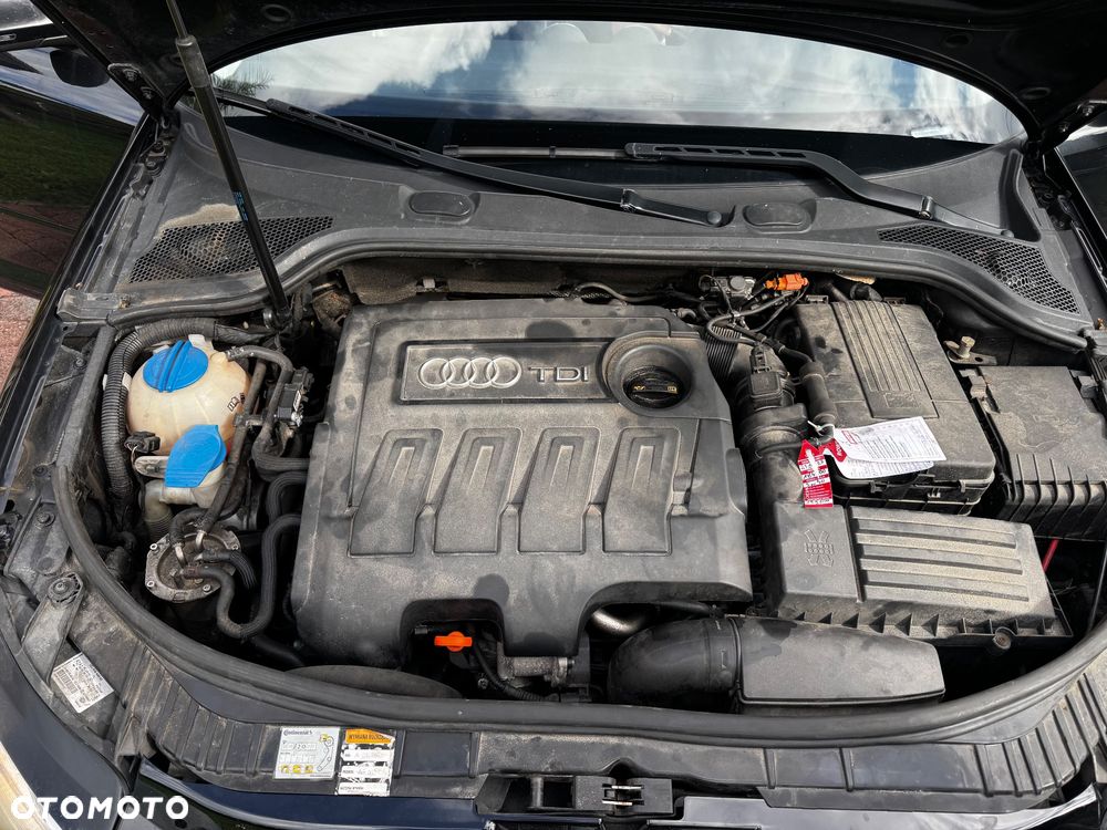 Audi A3 Sportback 1.6 TDI DPF Ambiente - 33