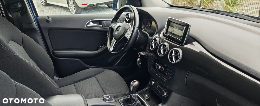 Mercedes-Benz Klasa B 180 (BlueEFFICIENCY) - 5