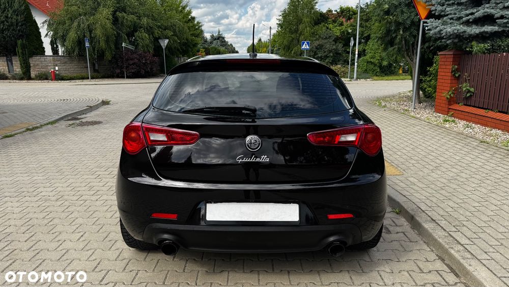 Alfa Romeo Giulietta 1.6 JTDM 16V Veloce - 12