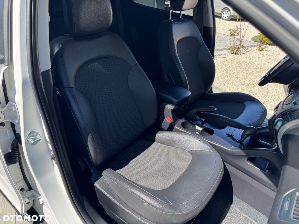 Hyundai ix35 2.0 2WD Automatik Trend - 29