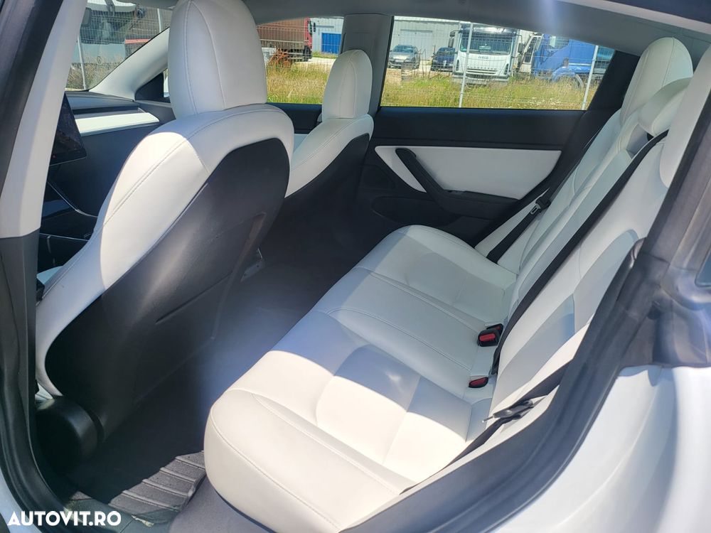 Tesla Model 3 Langstreckenbatterie Allradantrieb Dual Motor Performance - 8