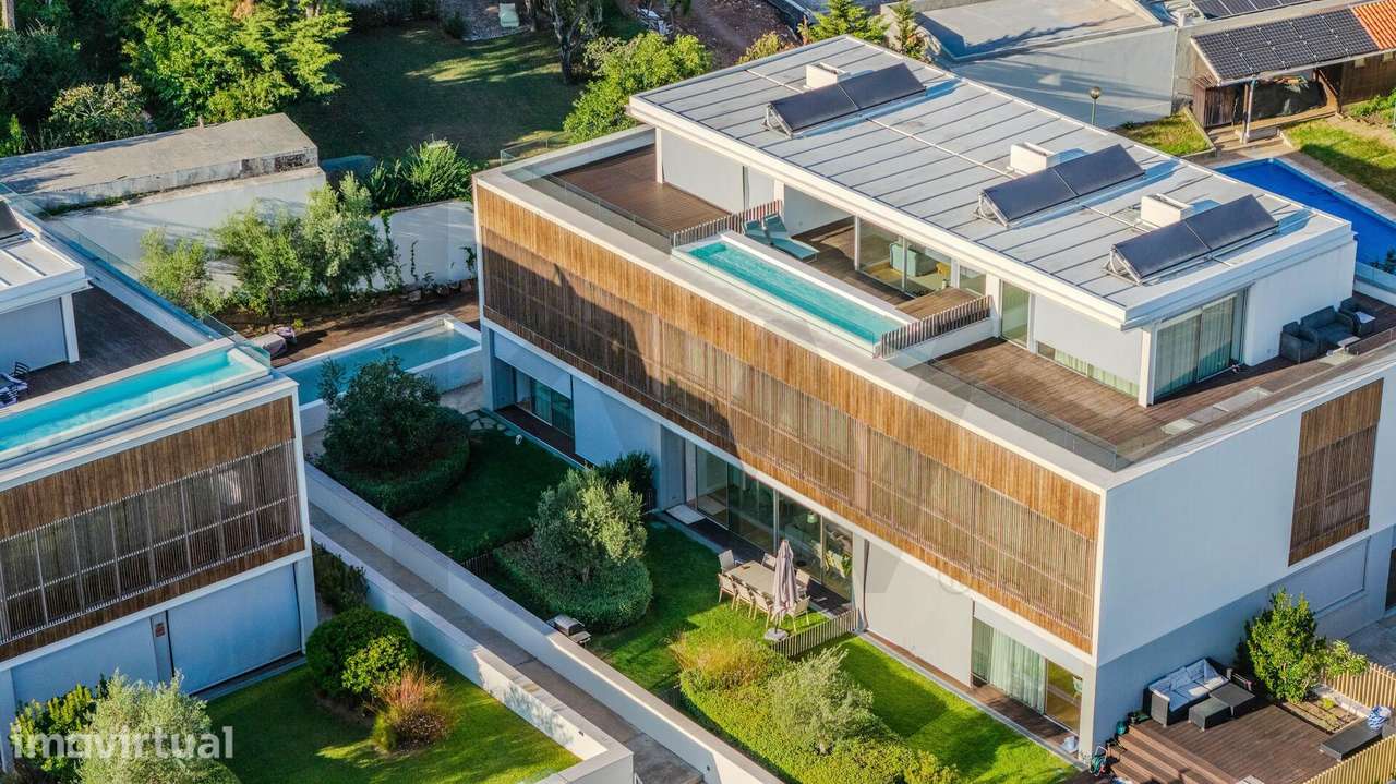 Moradia T5 com piscina privativa, jardim e vista mar | Paço de Arcos - Grande imagem: 2/43