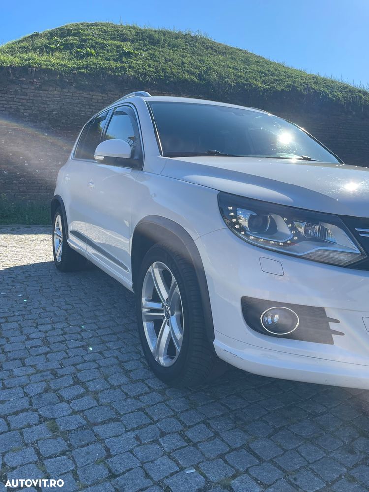 Volkswagen Tiguan 2.0 TDI 4Motion DSG Sport & Style - 16