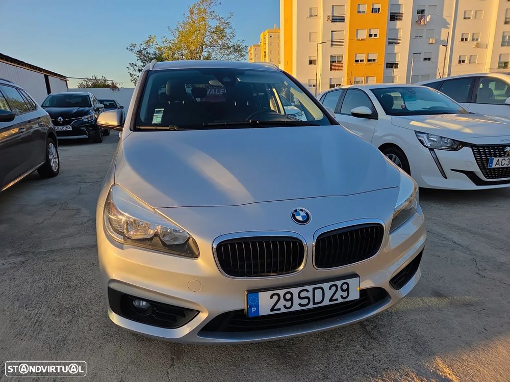 BMW 216 Gran Tourer - 10