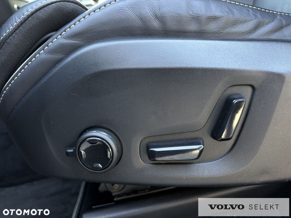 Volvo XC 60 - 12