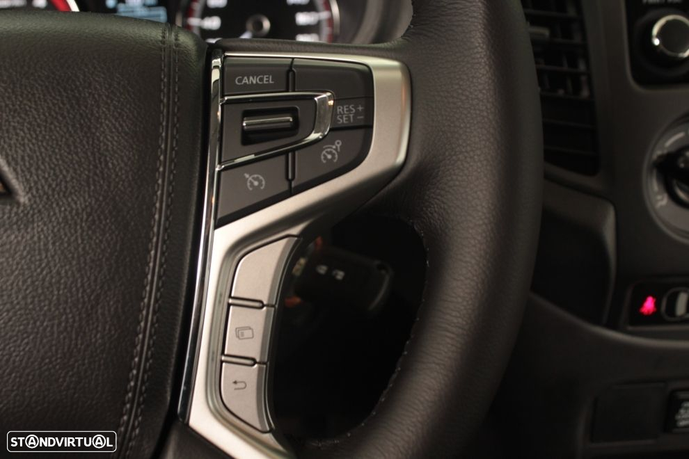 Mitsubishi L200 2.3 DI-D CD Invite 4WD - 19