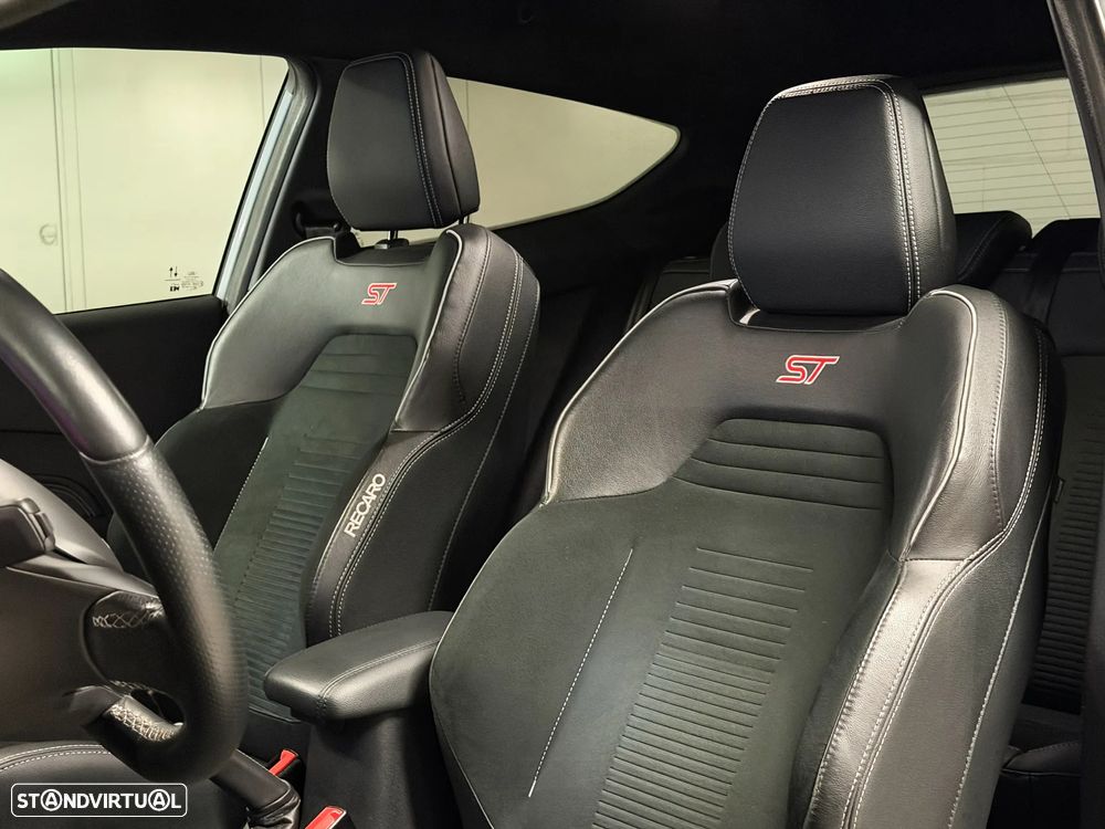 Ford Fiesta 1.5 EcoBoost ST High - 10