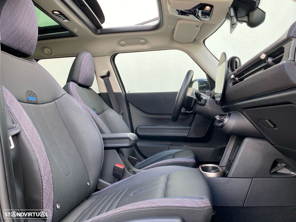 MINI 5 Portas Cooper Classic Auto - 15