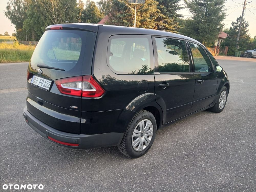 Ford Galaxy 2.0 TDCi DPF Ghia - 4