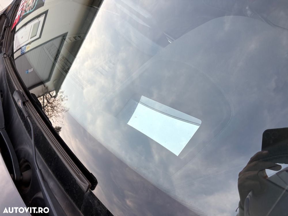 BMW X1 xDrive20i AT xLine - 30