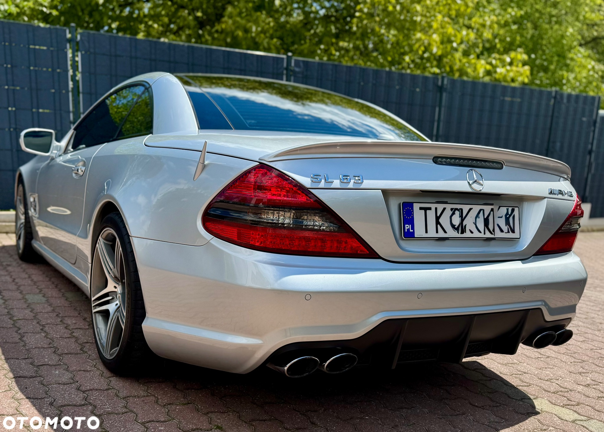 Mercedes-Benz SL 63 AMG - 11
