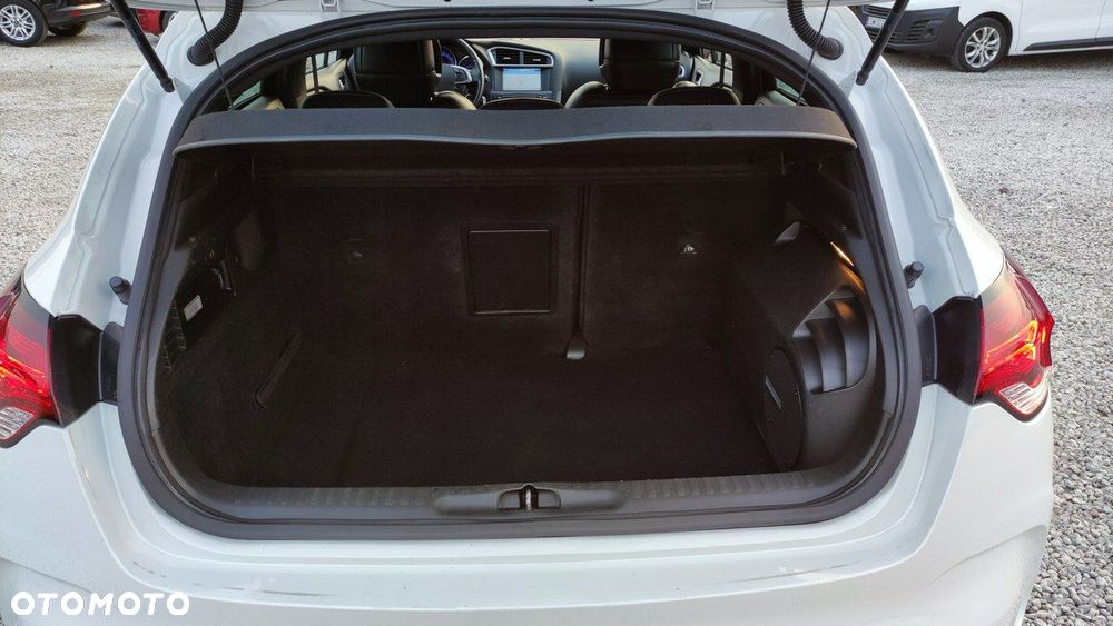 Citroën DS4 THP 200 SportChic - 8