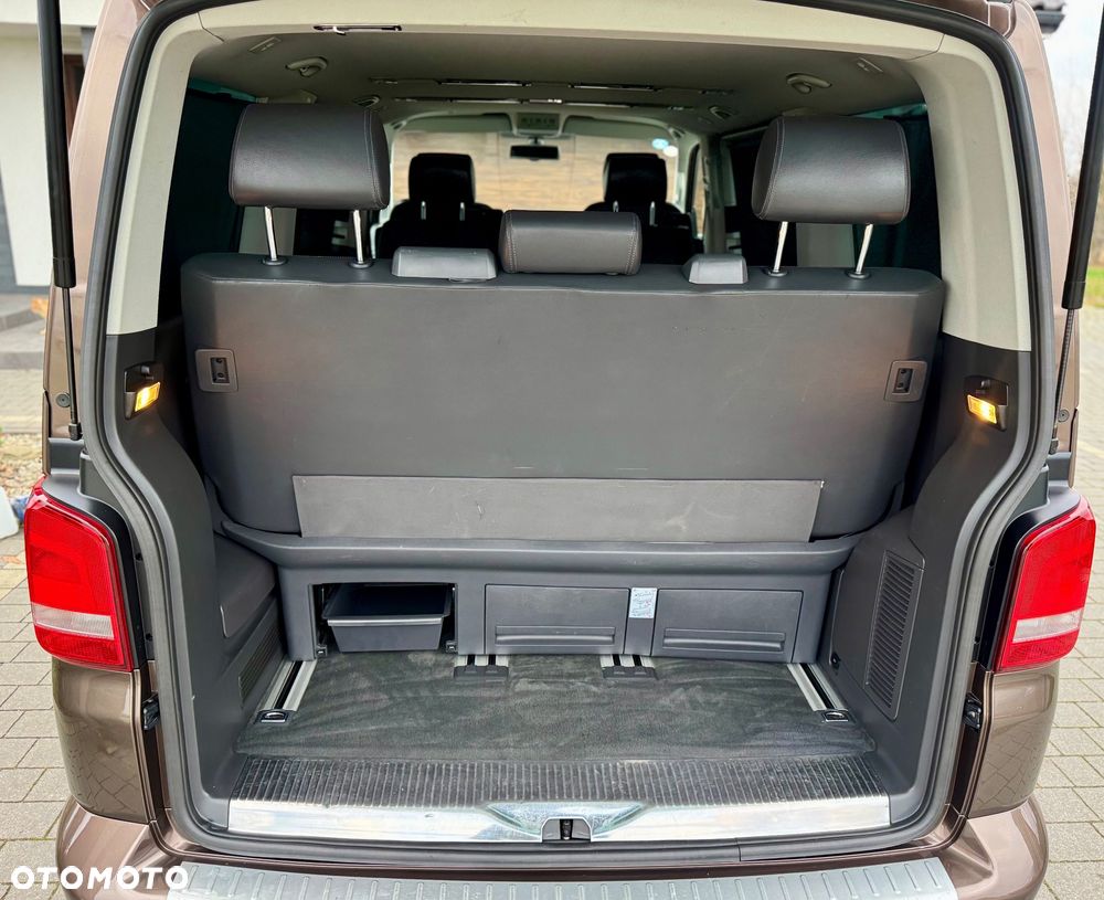 Volkswagen Multivan - 16