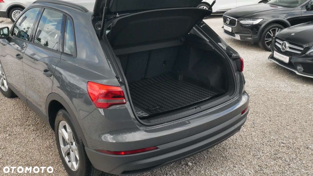 Audi Q3 - 22