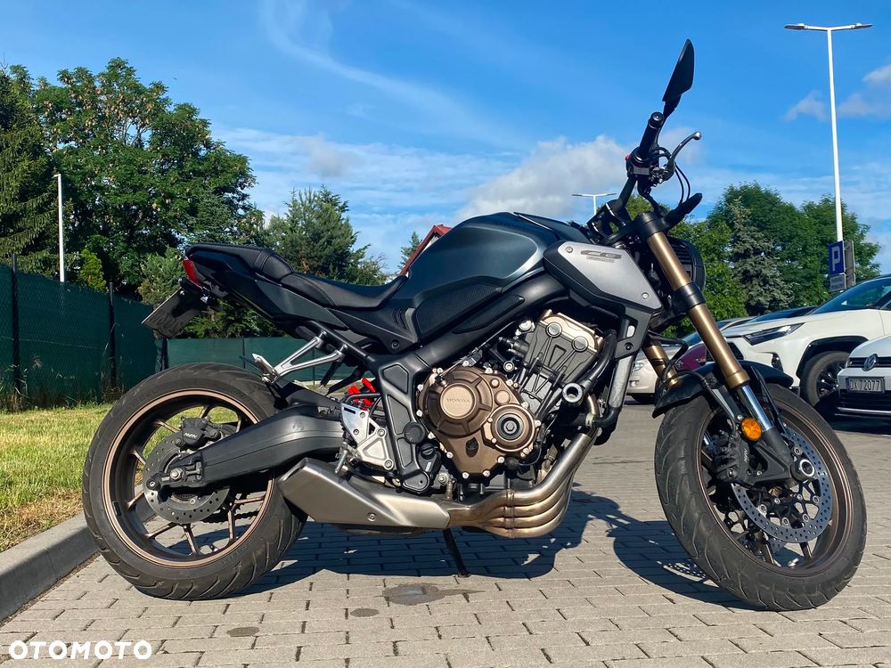 Honda CB - 2