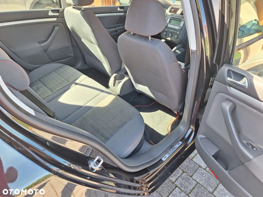 Volkswagen Golf 1.9 TDI Comfortline - 9