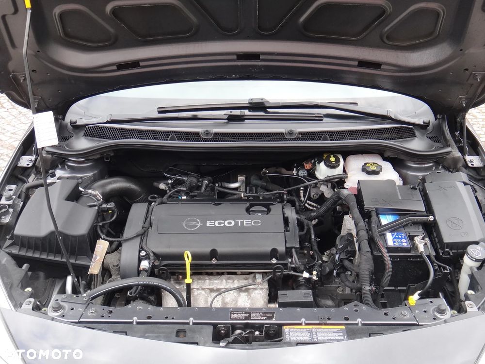 Opel Astra 1.6 Innovation - 31