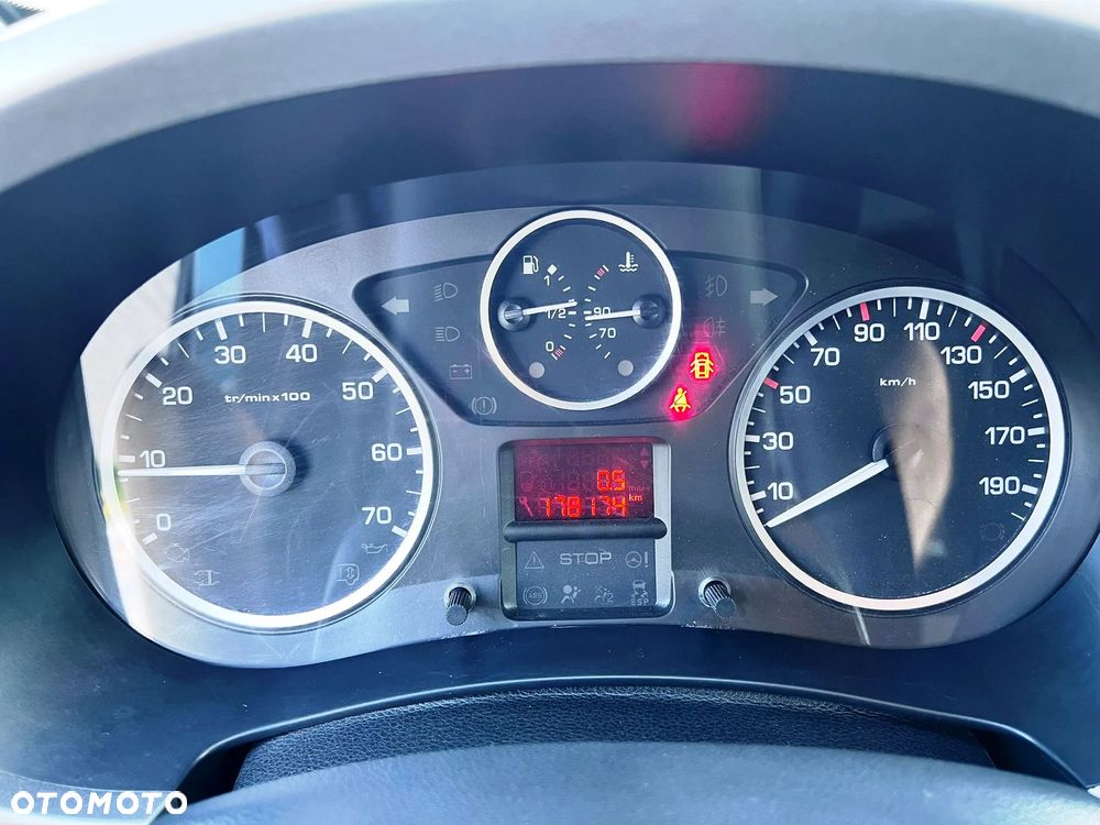 Peugeot Partner - 19