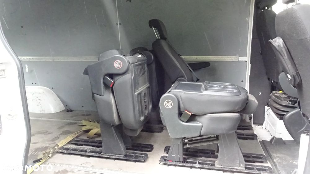 Mercedes-Benz SPRINTER - 13