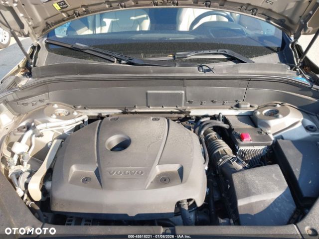 Volvo XC 90 - 11