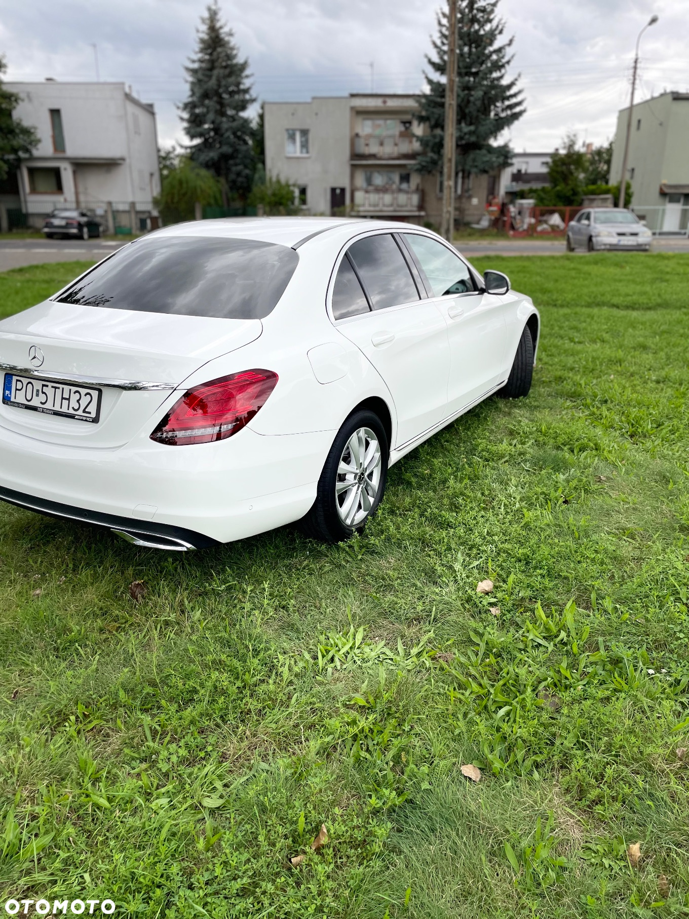 Mercedes-Benz Klasa C 180 9G-TRONIC - 2