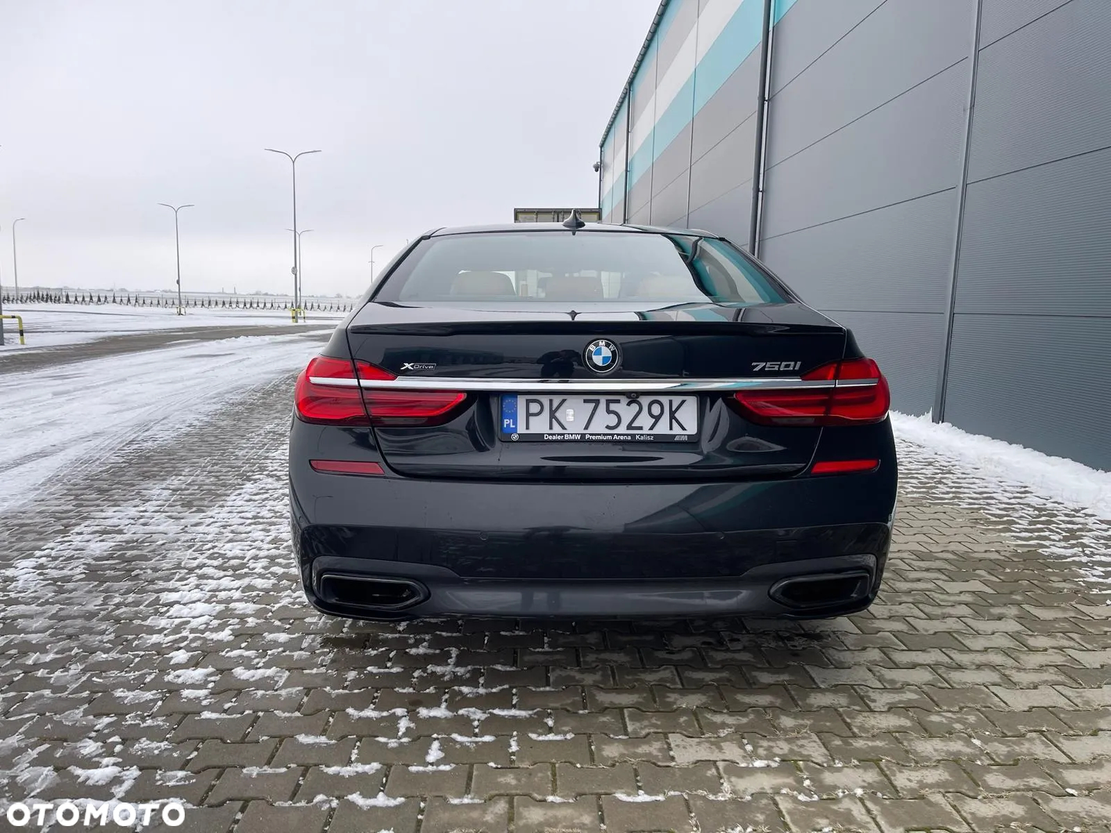 BMW Seria 7 750i xDrive - 5