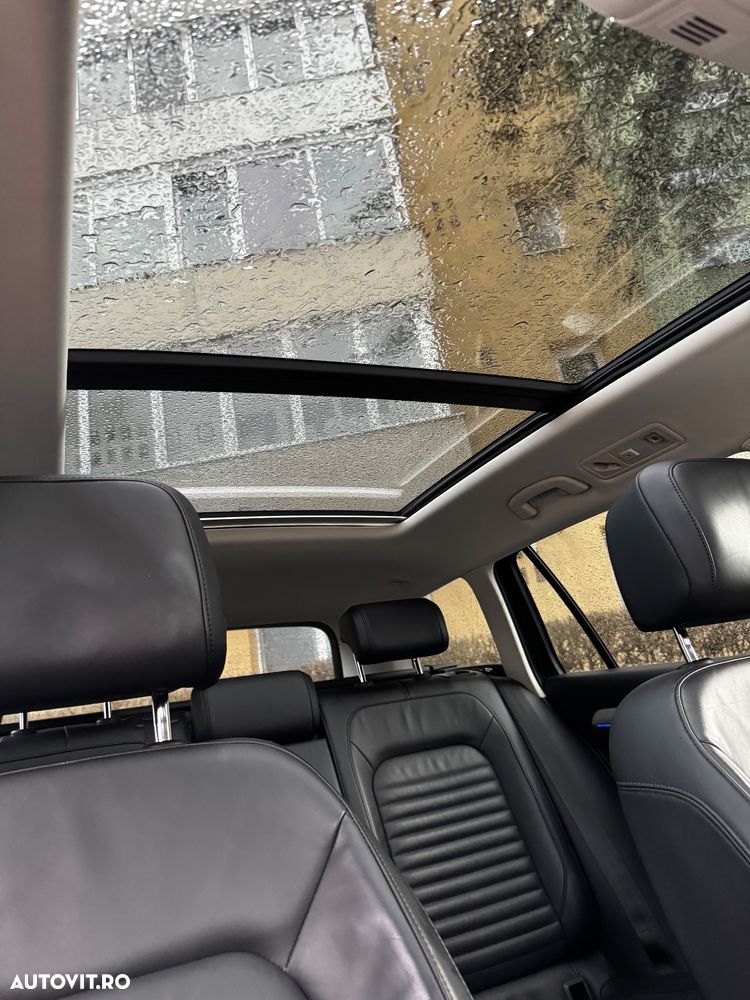 Volkswagen Passat - 14