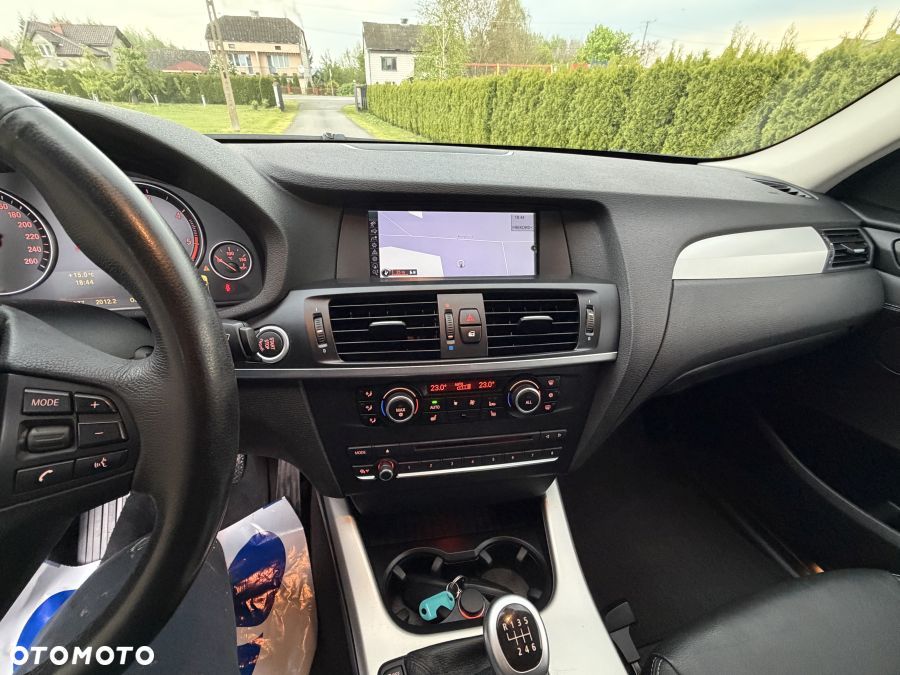 BMW X3 2.0d - 23