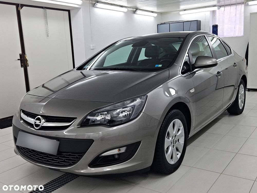 Opel Astra - 10