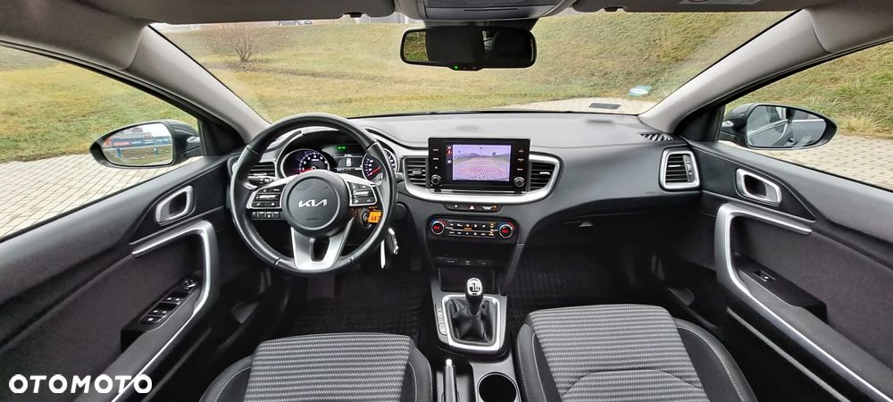 Kia Ceed 1.5 T-GDI M - 24