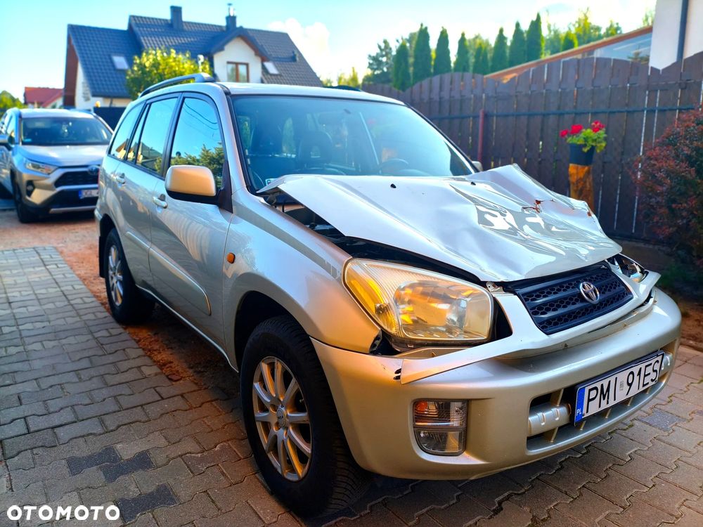 Toyota RAV4 2.0 VVT-i Prestige - 4