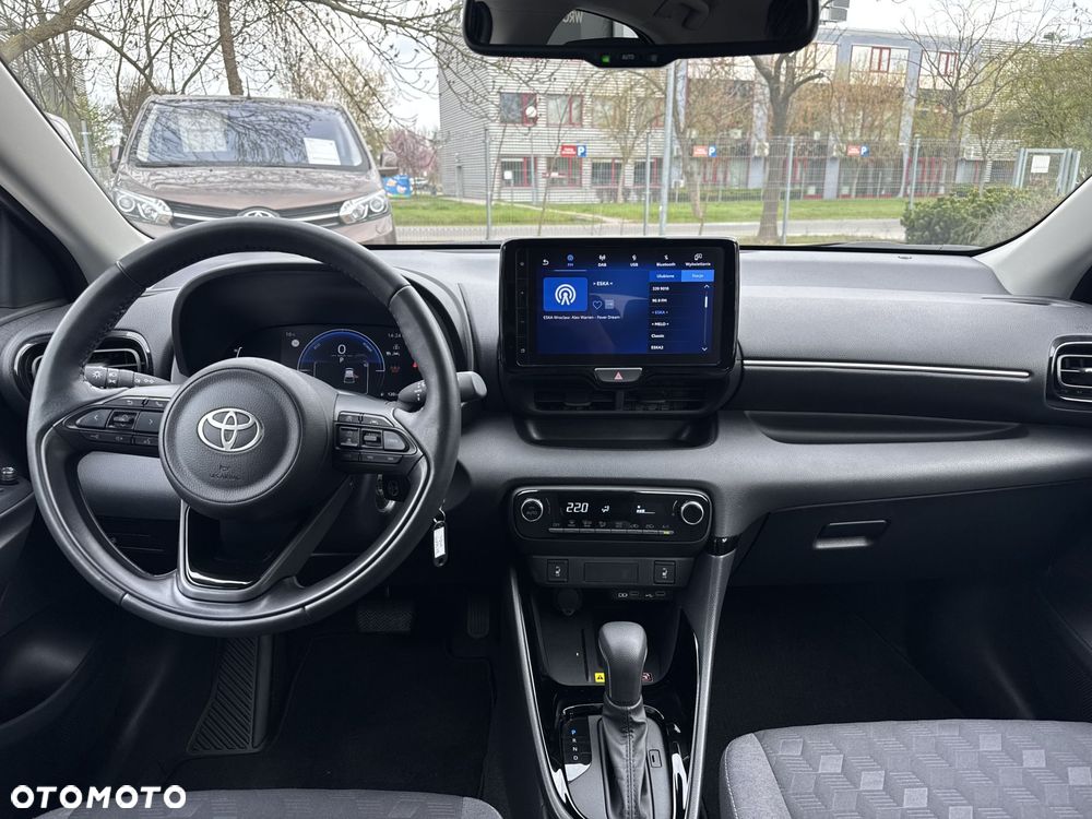 Toyota Yaris Hybrid 1.5 Style - 11