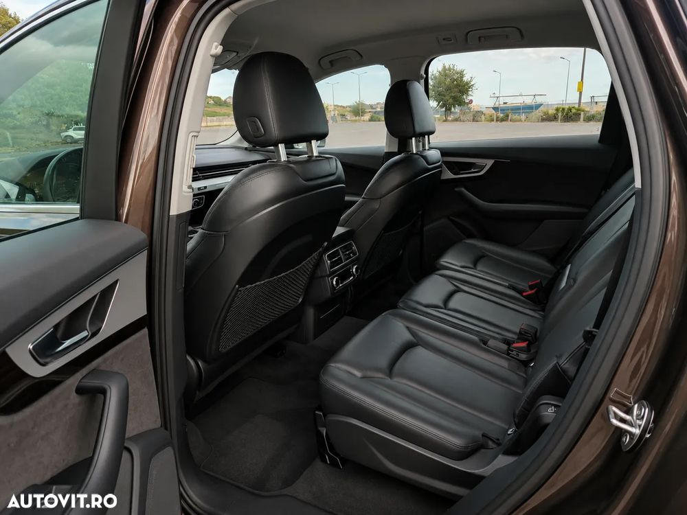 Audi Q7 - 9