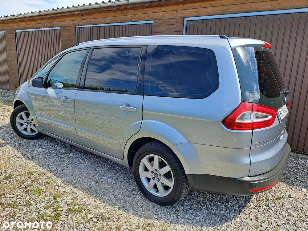 Ford Galaxy 2.0 FF Titanium - 22